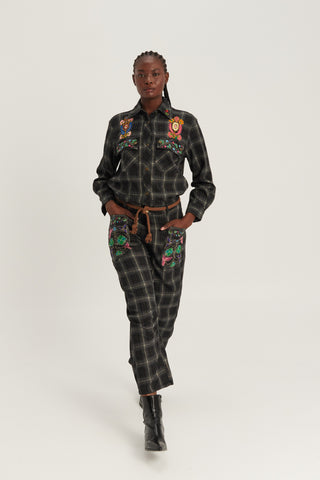 Front view of ME369 cropped plaid pants with embroidered patch pockets
