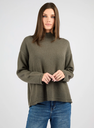 4-Loving-People_Niseko-Pullover_Moss_Front_SeeSaw-Boutique