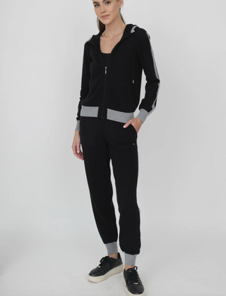 4-Loving-People_Sophie-Jogger_Black_Full-Body_SeeSaw-Boutique