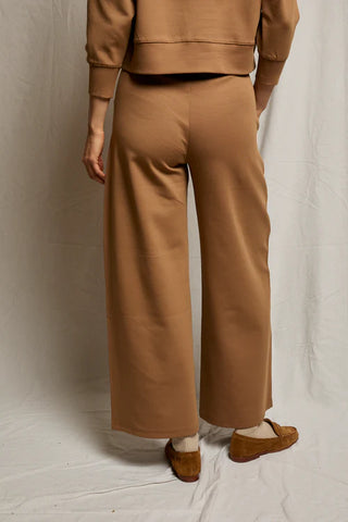Travel Group Wide Leg Pant with Pockets