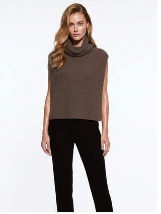 Art Mongolian Cashmere Turtleneck Vest