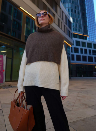 Art Mongolian Cashmere Turtleneck Vest